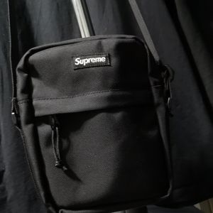 Black Supreme SS18 shoulder bag